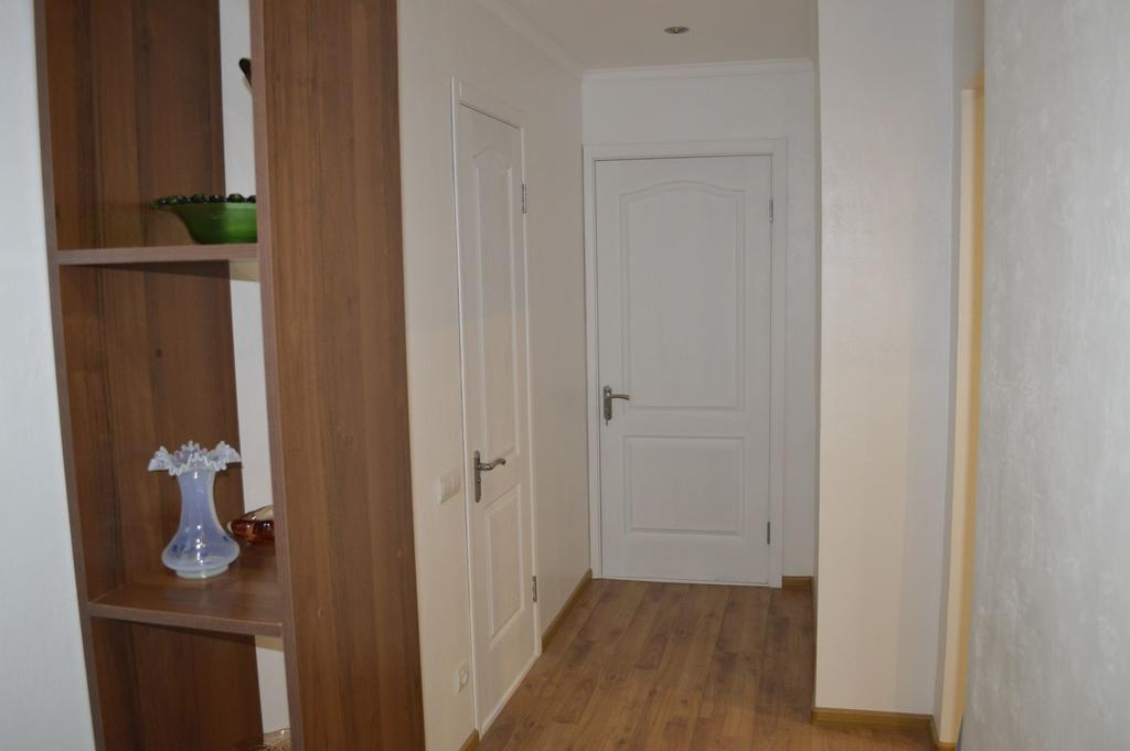 Apartment On Pribuzhskaya 2 Хмельницкий Экстерьер фото